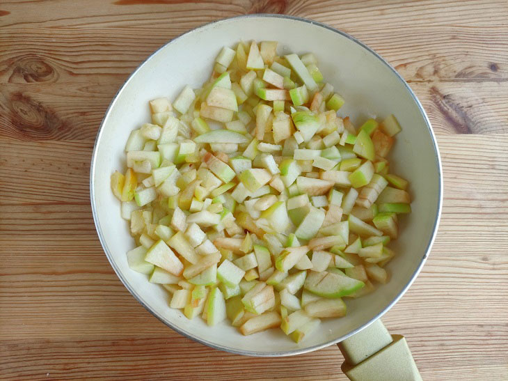 Lavash strudel with apples - a simple and very tasty recipe