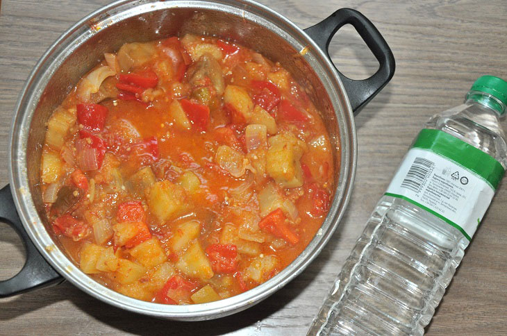 Salad "Rostovsky" for the winter - a very tasty preparation