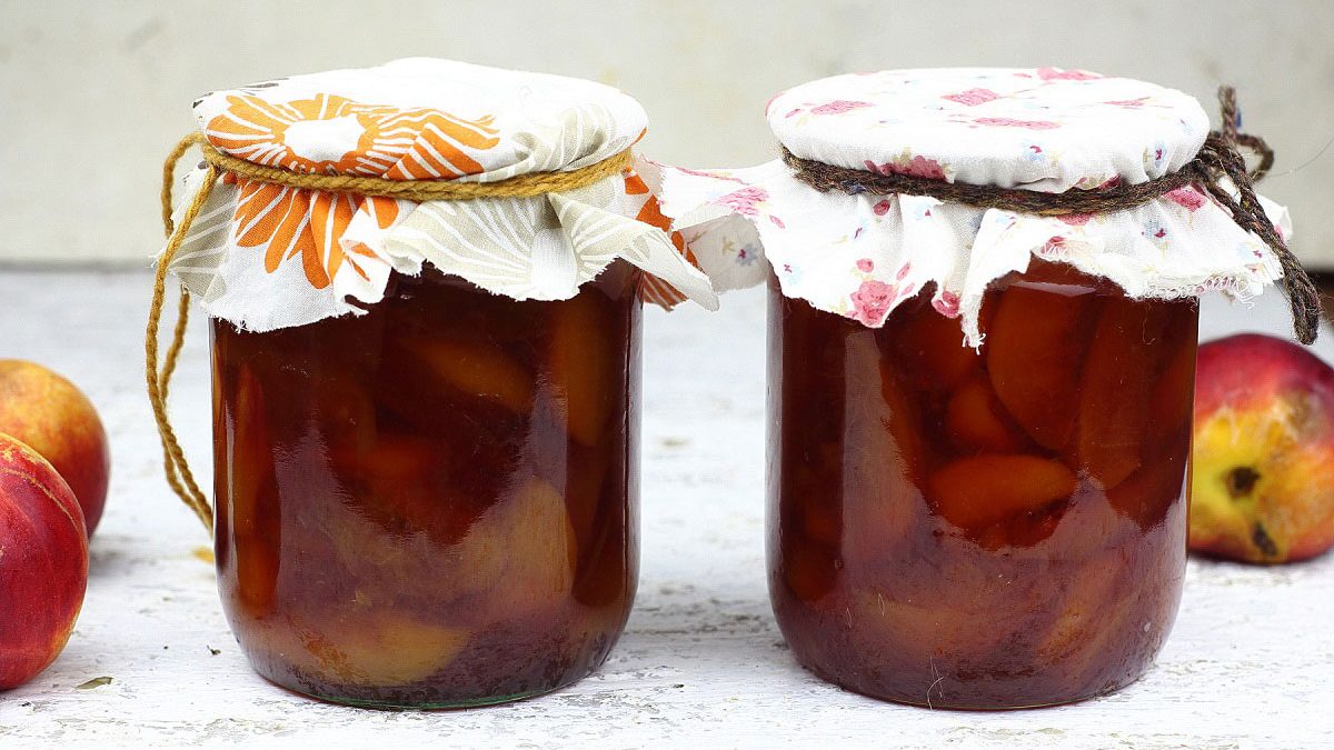 Nectarine jam – a delicious and fragrant preparation