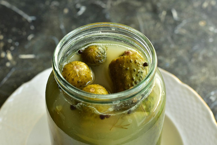 Pickled cucumbers with mustard - original preservation for the winter