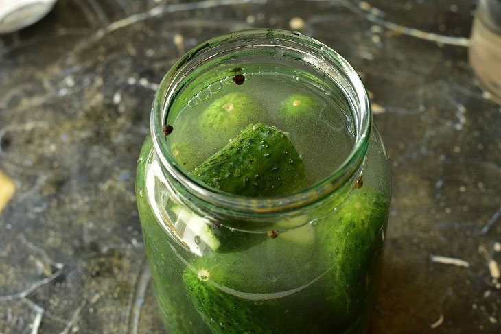 Pickled cucumbers with mustard - original preservation for the winter