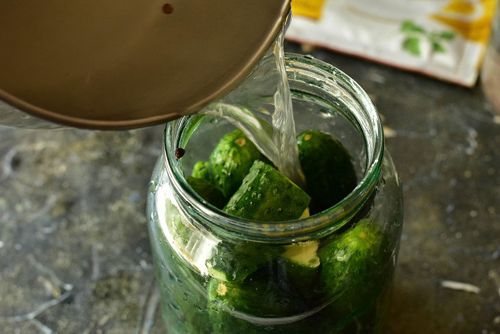 Pickled cucumbers with mustard - original preservation for the winter