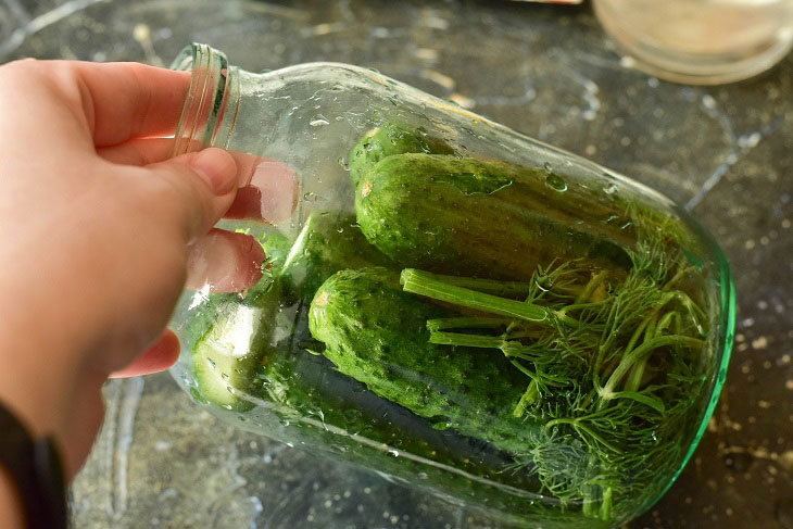 Pickled cucumbers with mustard - original preservation for the winter