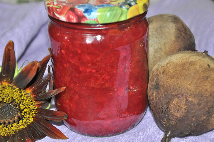 Adjika from beets for the winter - a spicy and appetizing preparation