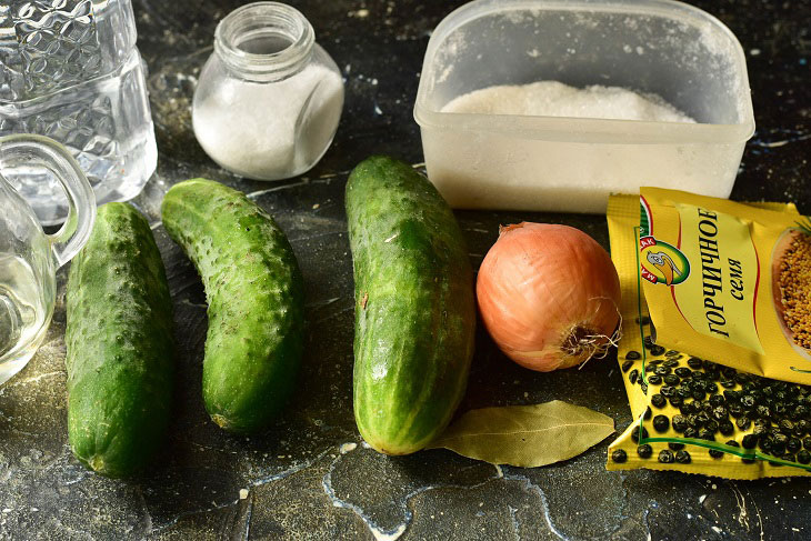 Salad "Bliss" from cucumbers - an original preparation for the winter