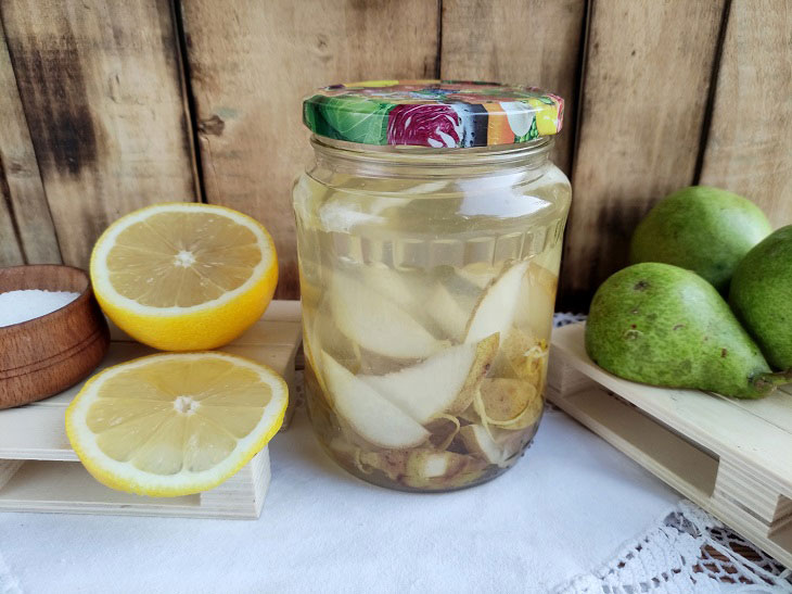 Pear compote for the winter - a simple recipe without the hassle