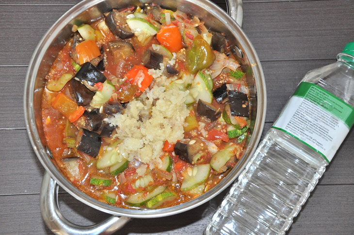 Salad "Caucasian" with cucumbers for the winter - spicy and fragrant