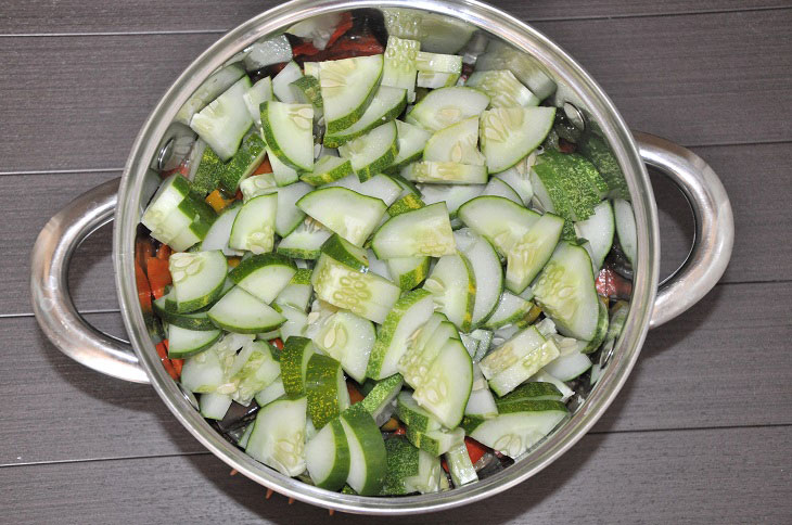 Salad "Caucasian" with cucumbers for the winter - spicy and fragrant