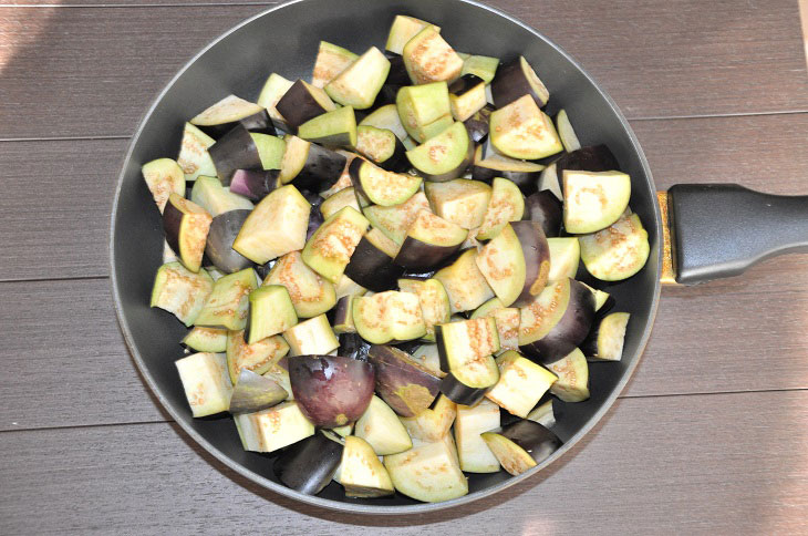 Salad "Caucasian" with cucumbers for the winter - spicy and fragrant