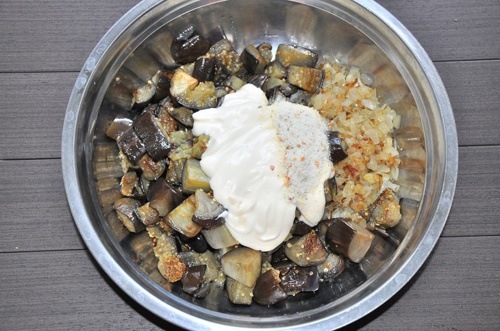 Eggplants in mayonnaise like mushrooms - a tasty and satisfying preparation for the winter