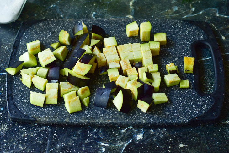 Salted eggplants with garlic for the winter - spicy and fragrant preservation