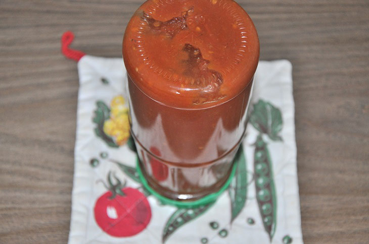 Homemade ketchup for the winter - natural and very tasty