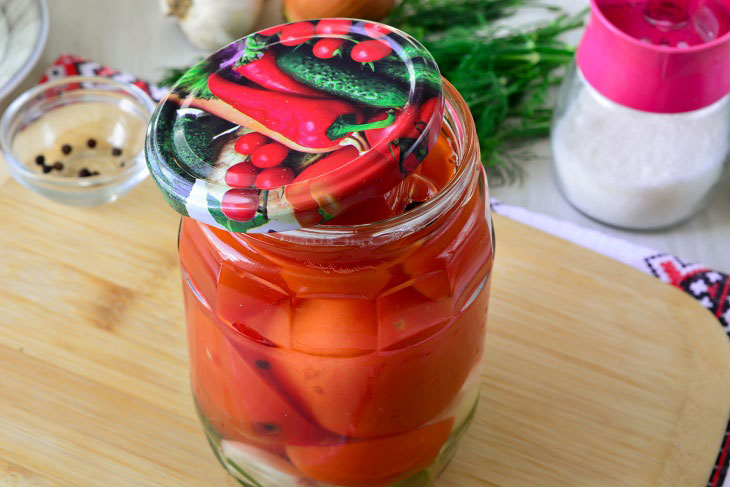 "Drunk" tomatoes for the winter - a tasty and fragrant preparation