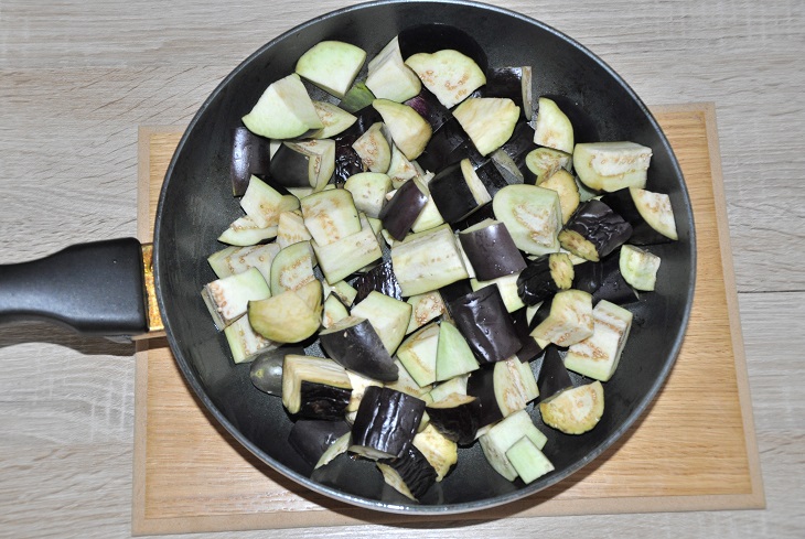 Royal eggplant appetizer for the winter - a tasty and satisfying preparation