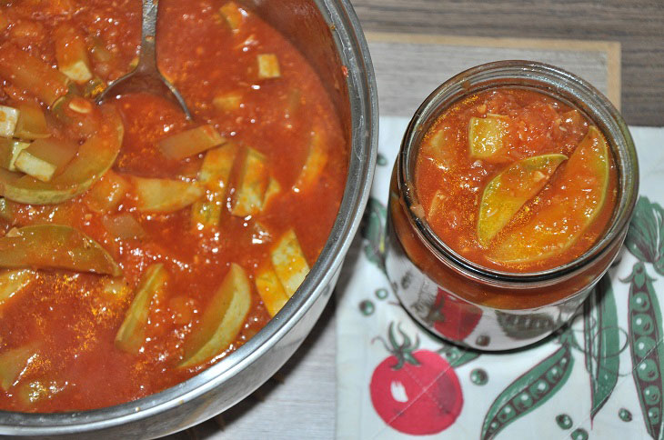 Zucchini salad for the winter - a simple recipe without the hassle