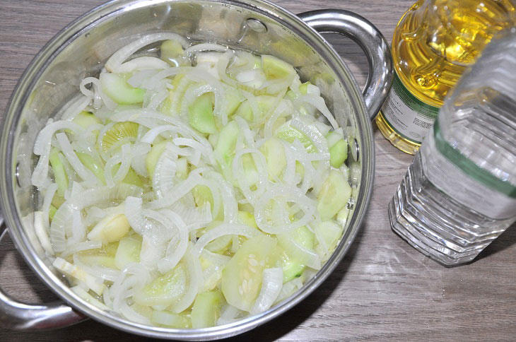 Salad of overripe cucumbers - a great preparation for the winter