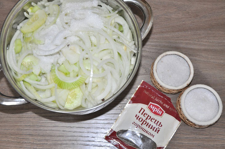 Salad of overripe cucumbers - a great preparation for the winter