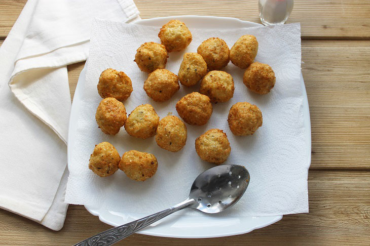 Canarian cauliflower meatballs - unusual, beautiful and festive