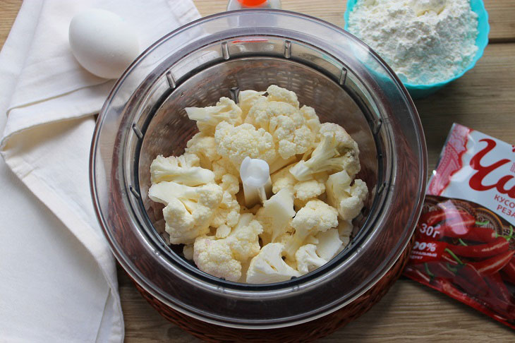 Canarian cauliflower meatballs - unusual, beautiful and festive