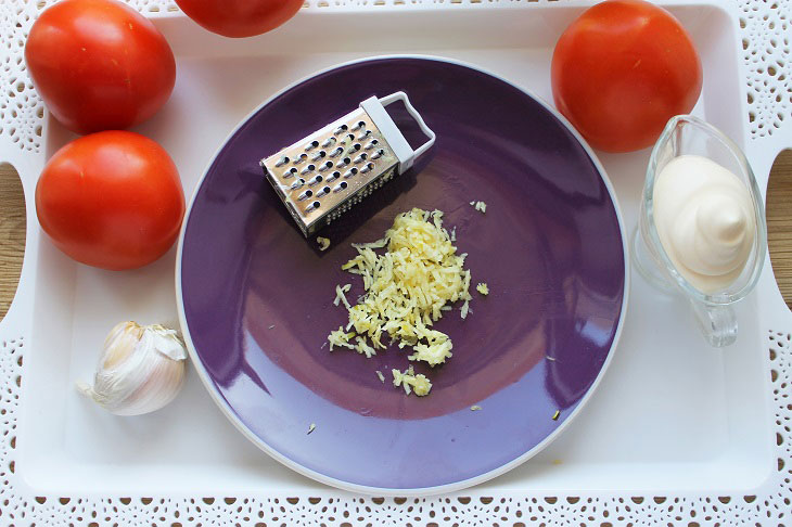 Stuffed tomatoes "Surprise" - a delicious and elegant appetizer