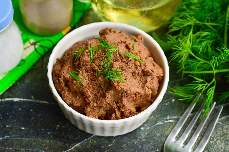 Pate "Tenderness" at home - a delicious and simple recipe