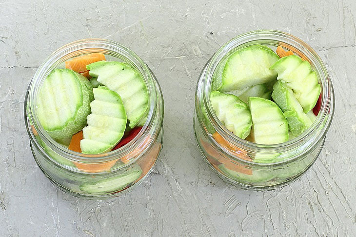 Pickled zucchini "You'll lick your fingers" - an excellent preparation for the winter