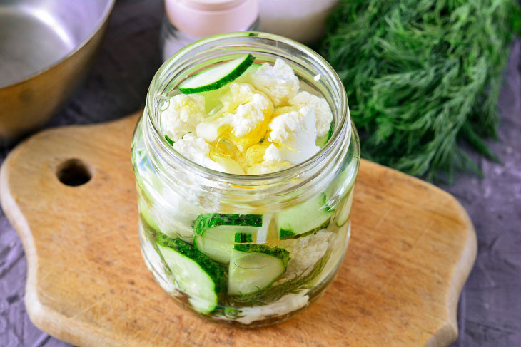 Cauliflower salad with cucumbers - a healthy and tasty recipe for the winter