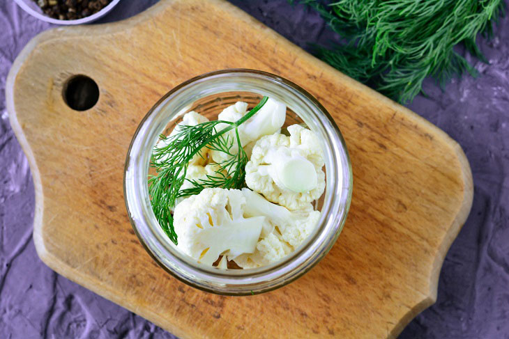 Cauliflower salad with cucumbers - a healthy and tasty recipe for the winter