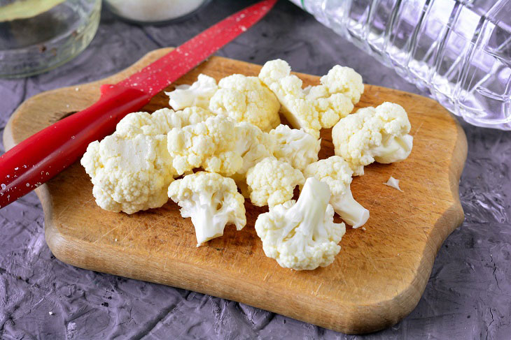 Cauliflower salad with cucumbers - a healthy and tasty recipe for the winter