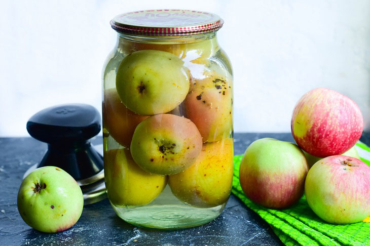 Canned apples for the winter - tasty, healthy and simple