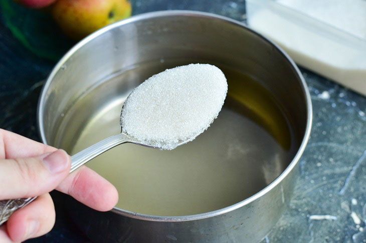 Canned apples for the winter - tasty, healthy and simple