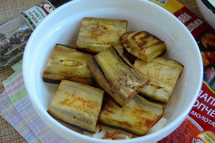 Eggplants as barbecue for the winter - very tasty and fragrant