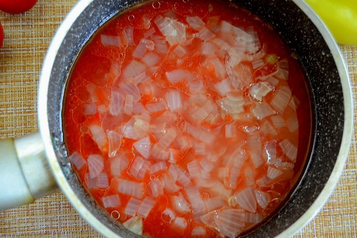 Sweet pepper lecho with zucchini - tasty and fragrant