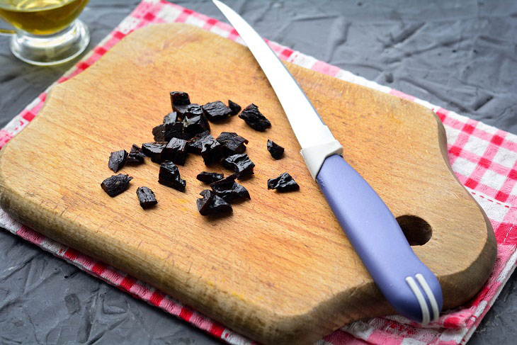 Kefir with prunes, oatmeal and linseed oil is a great recipe for weight loss