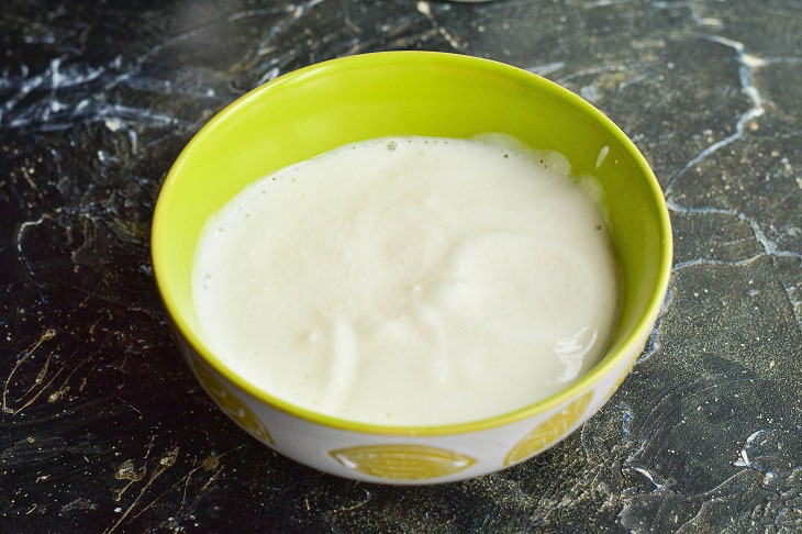 Gates with potatoes on kefir - a hearty and original snack