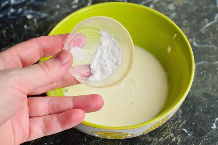 Gates with potatoes on kefir - a hearty and original snack