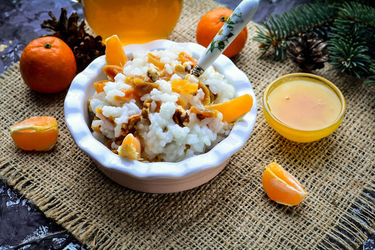 Rice kutia with dried apricots for the Christmas table - a delicious and easy recipe