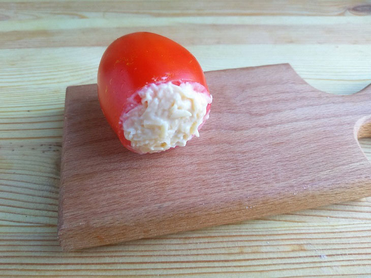 New Year's tomato caps - a bright and unusual snack