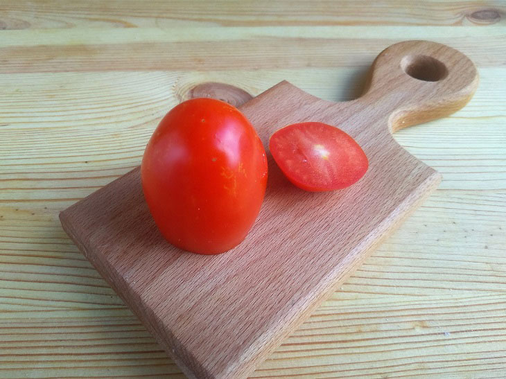 New Year's tomato caps - a bright and unusual snack