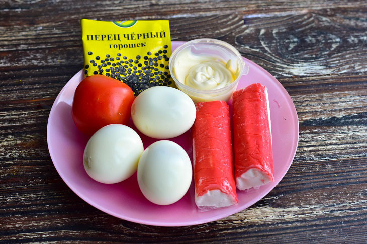 Stuffed eggs "Santa Claus" - an interesting snack on the New Year's table