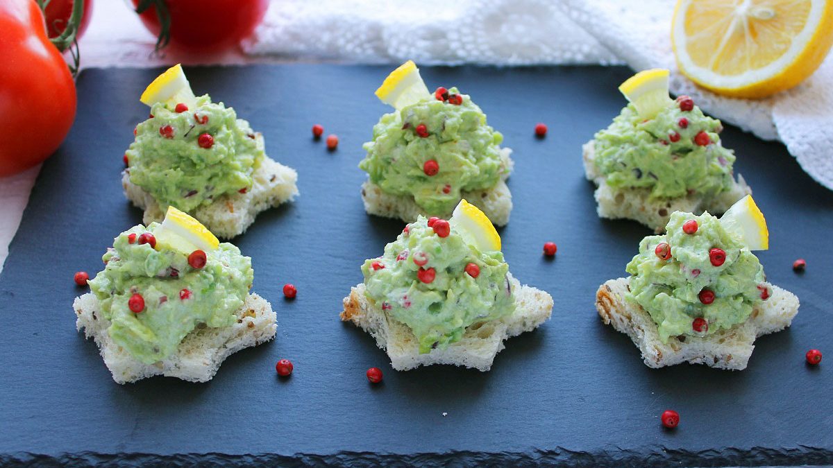 Avocado appetizer “Christmas Trees” – a real decoration of the festive table