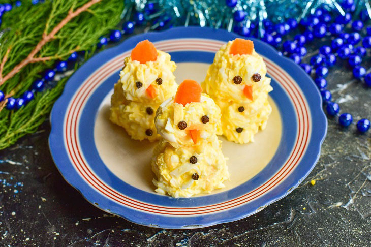 New Year's appetizer "Snowmen" - easy to prepare and very tasty