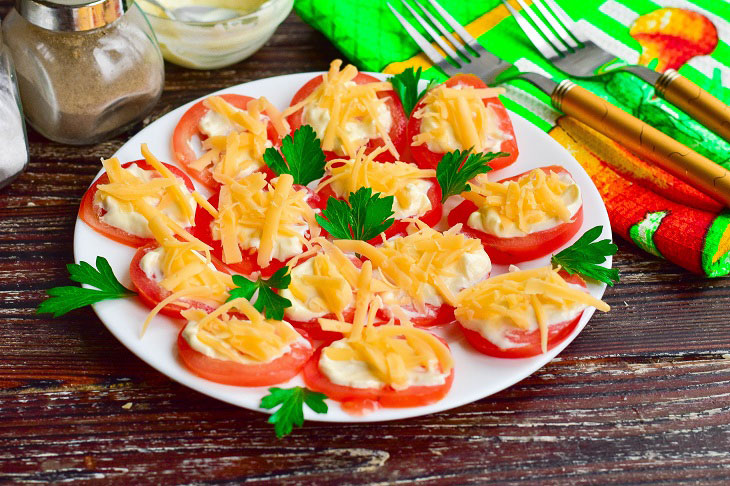 Tomatoes in Italian - an excellent snack on the festive table