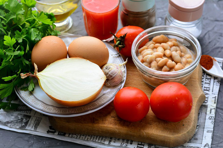 Scrambled eggs "Ranchero" in Mexican style - hearty and spicy