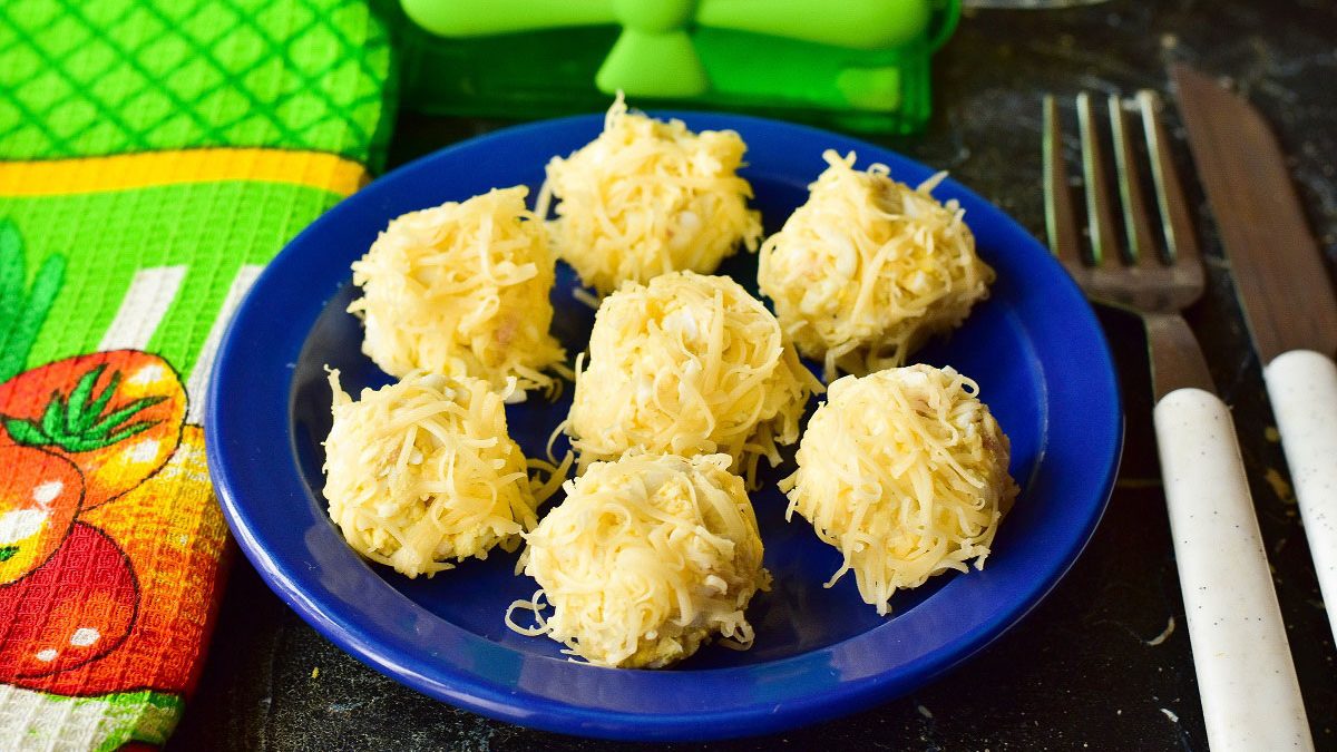 Cheese balls with cod liver – a delicate and elegant appetizer