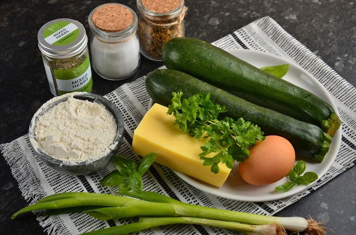 Cheese bread from zucchini - a delicious and quick snack