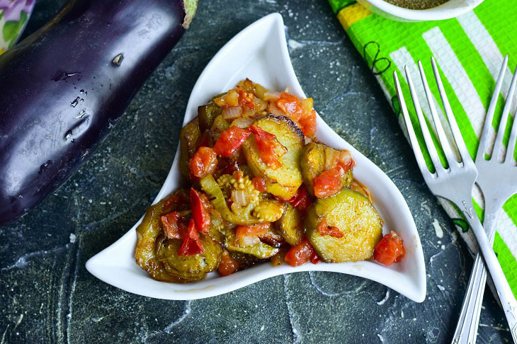 Stewed eggplants in Georgian style - a fragrant and unusual snack