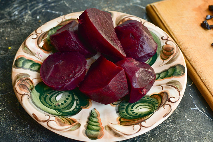 Royal beets - hearty, tasty and healthy snack