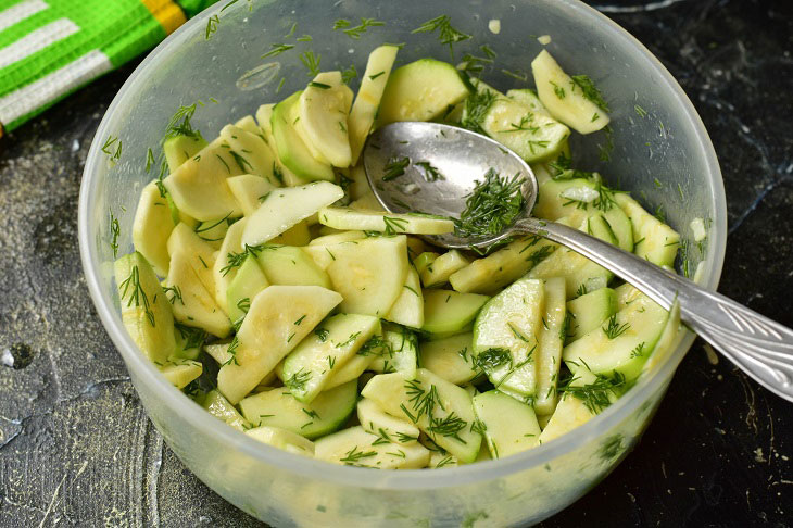 Korean-style crispy zucchini - an original and simple recipe