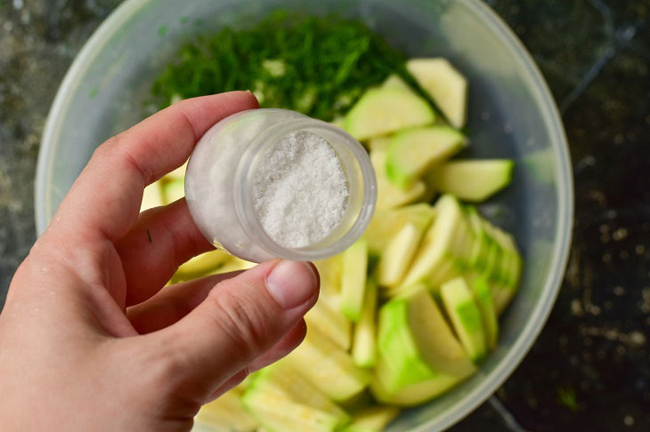 Korean-style crispy zucchini - an original and simple recipe